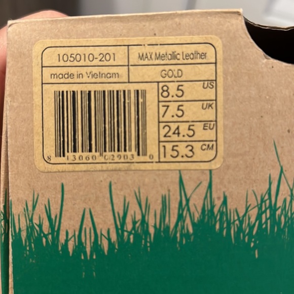 Plae Max Gold shoes size 8.5 Brand New NWT Rare Find - Picture 10 of 10